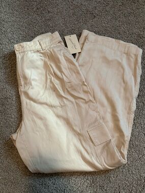 Universal Thread Cream Utility Pants with Cargo Pocket